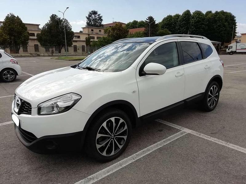 Usata Nissan Qashqai +2 N-TEC 150 CV (110 kW) 2011 Bianco SUV