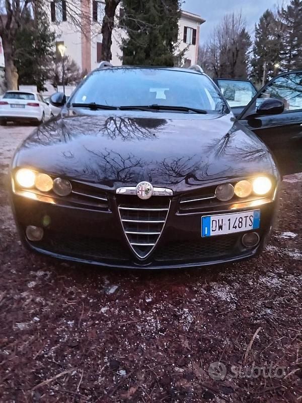 Usata Alfa Romeo 159 2010 Nero Station wagon