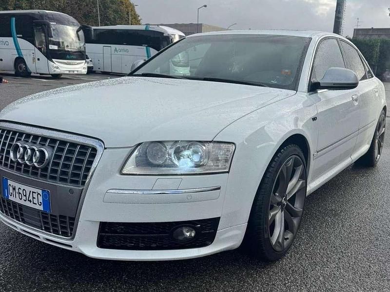 Usata Audi S8 450 CV (330 kW) 2007 Bianco Berlina