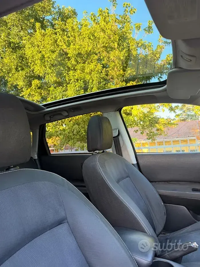 Usata Nissan Qashqai 110 CV (80 kW) 2012 Nero SUV