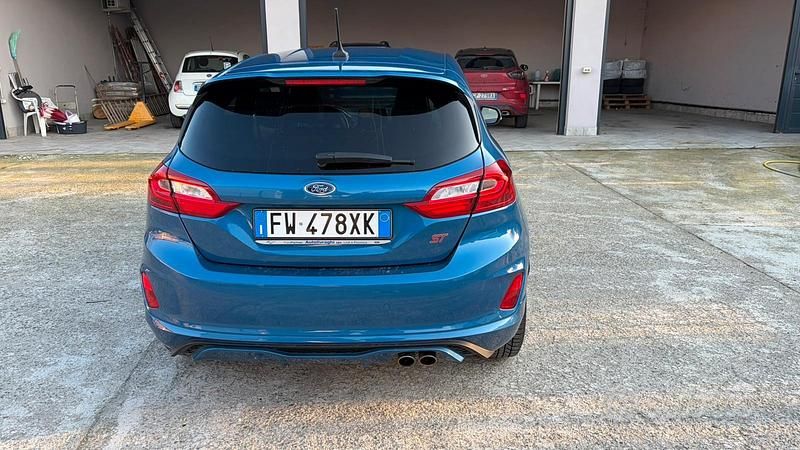 Usata Ford Fiesta ST 200 CV (147 kW) 2019 Blu Utilitaria
