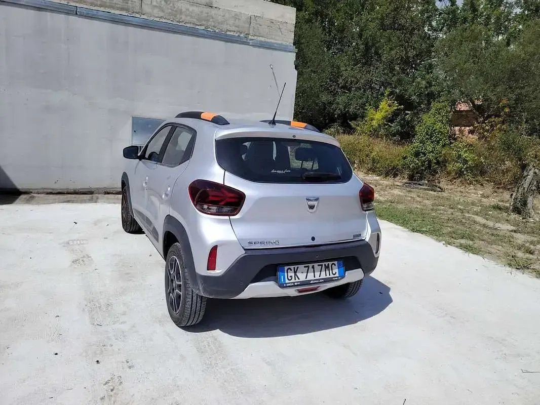 Usata Dacia Spring Comfort Plus 19 kW (26 CV) 2022 Utilitaria