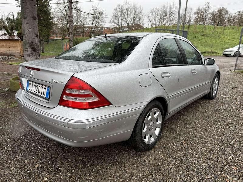 Usata Mercedes C320 Avantgarde 218 CV (160 kW) 2003 Other Berlina