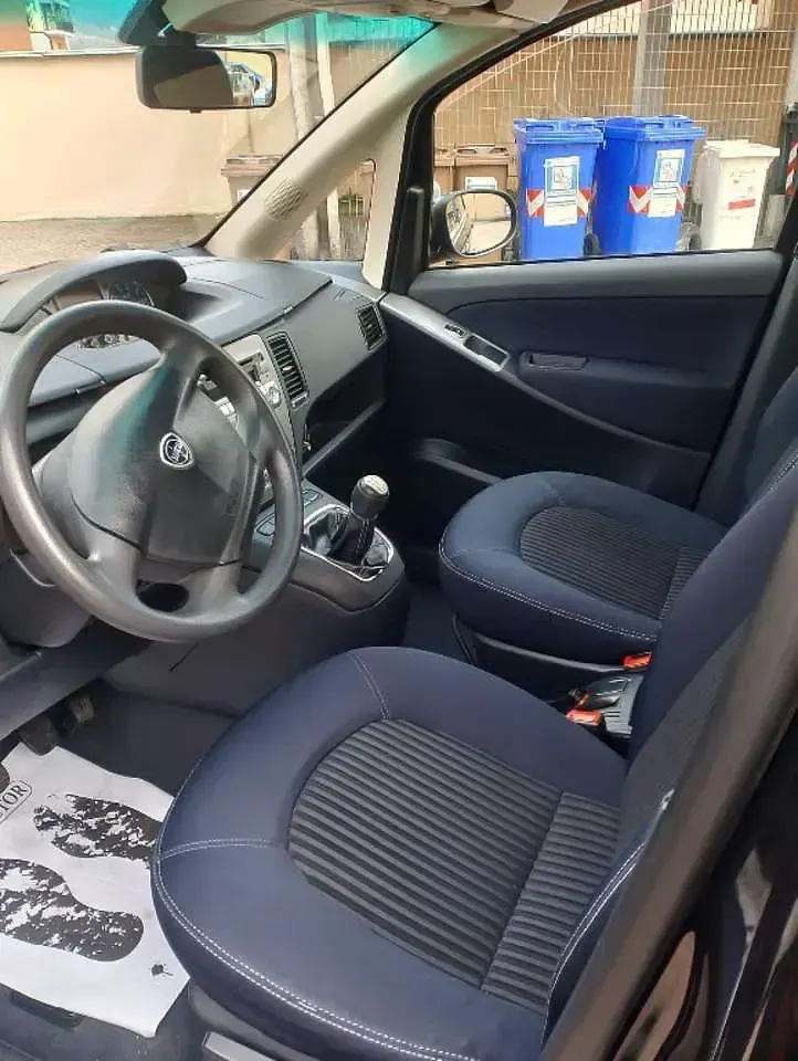 Usata Lancia Musa 90 CV (66 kW) 2012 Nero Monovolume