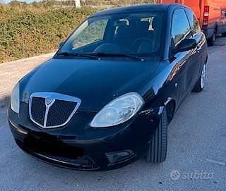 Usata Lancia Ypsilon 75 CV (55 kW) 2008 Nero Utilitaria