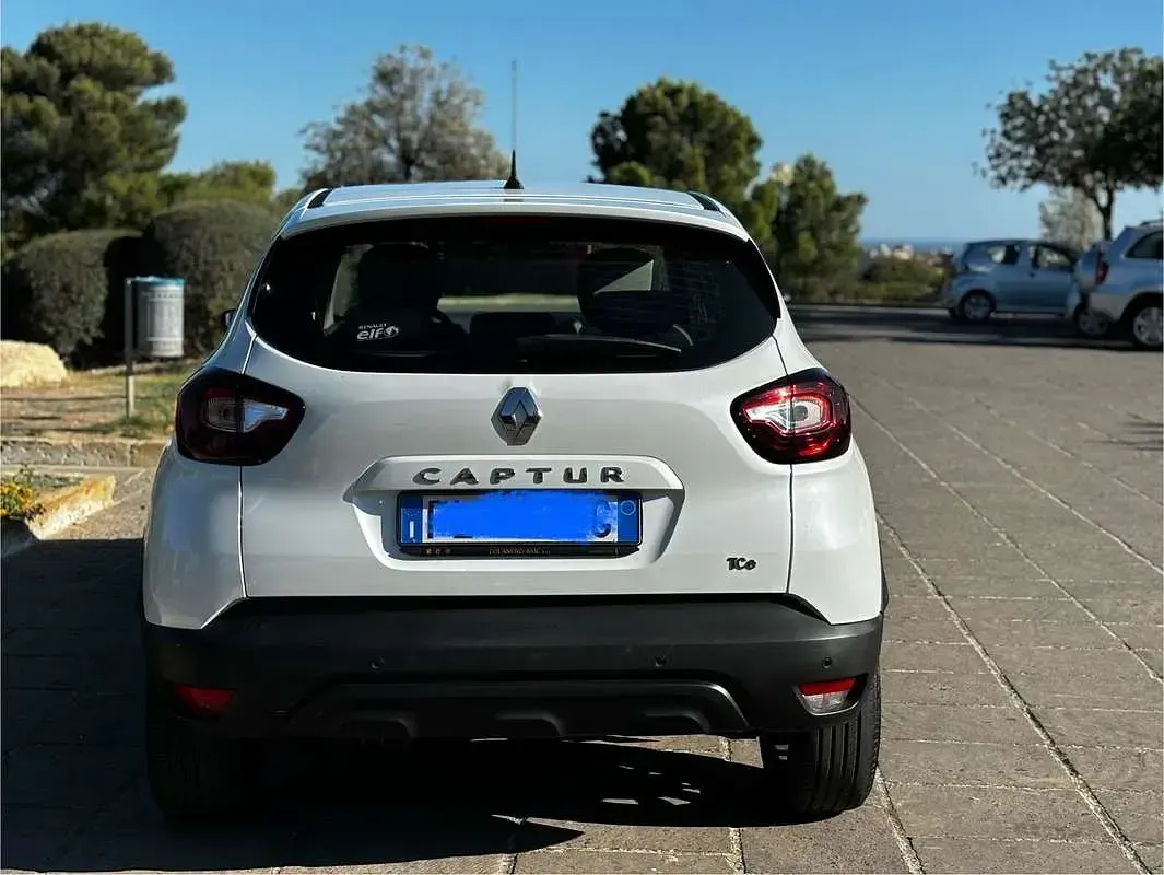 Usata Renault Captur 90 CV (66 kW) 2017 SUV