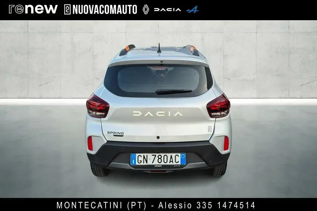 Usata Dacia Spring Comfort 33 kW (45 CV) 2023 Argento Utilitaria