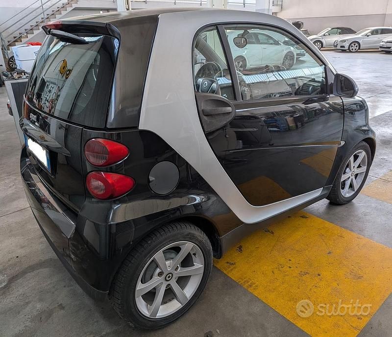 Begagnad Smart ForTwo Coupé Pulse 71 HK (52 kW) 2008 Svart Sportkupé