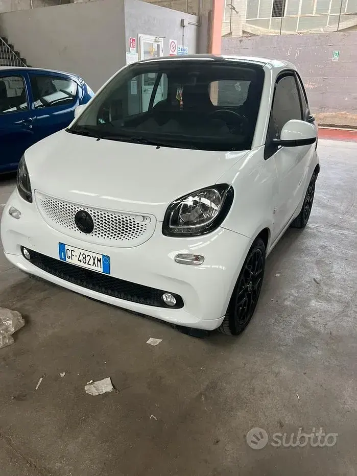 Usata Smart ForTwo Coupé 71 CV (52 kW) 2018 Bianco Coupé