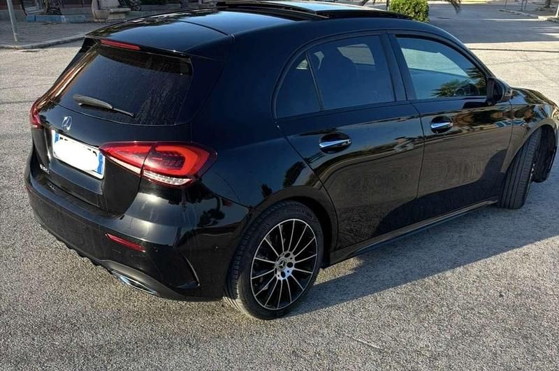 Usata Mercedes A180 Premium 116 CV (85 kW) 2019 Berlina