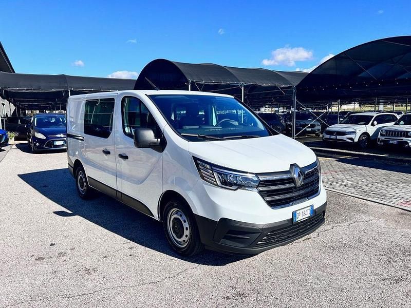 Usata Renault Trafic 110 CV (80 kW) 2023 Bianco Monovolume