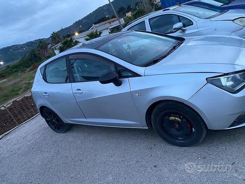 Usata Seat Ibiza 75 CV (55 kW) 2018 Grigio Utilitaria