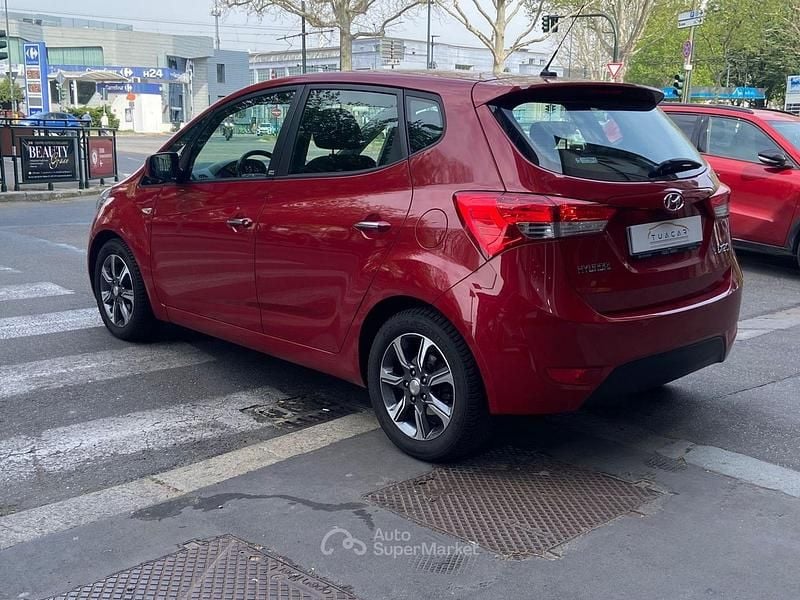 Usata Hyundai i20 Xpossible 90 CV (66 kW) 2018 Rosso Berlina