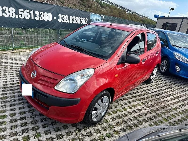 Rosso Usata 2010 Nissan Pixo Due volumi | 1800 € (Super prezzo) - Immagine 1/4