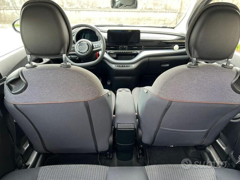 Usata Fiat 500e Icon 42 kW (58 CV) 2021 Nero Utilitaria
