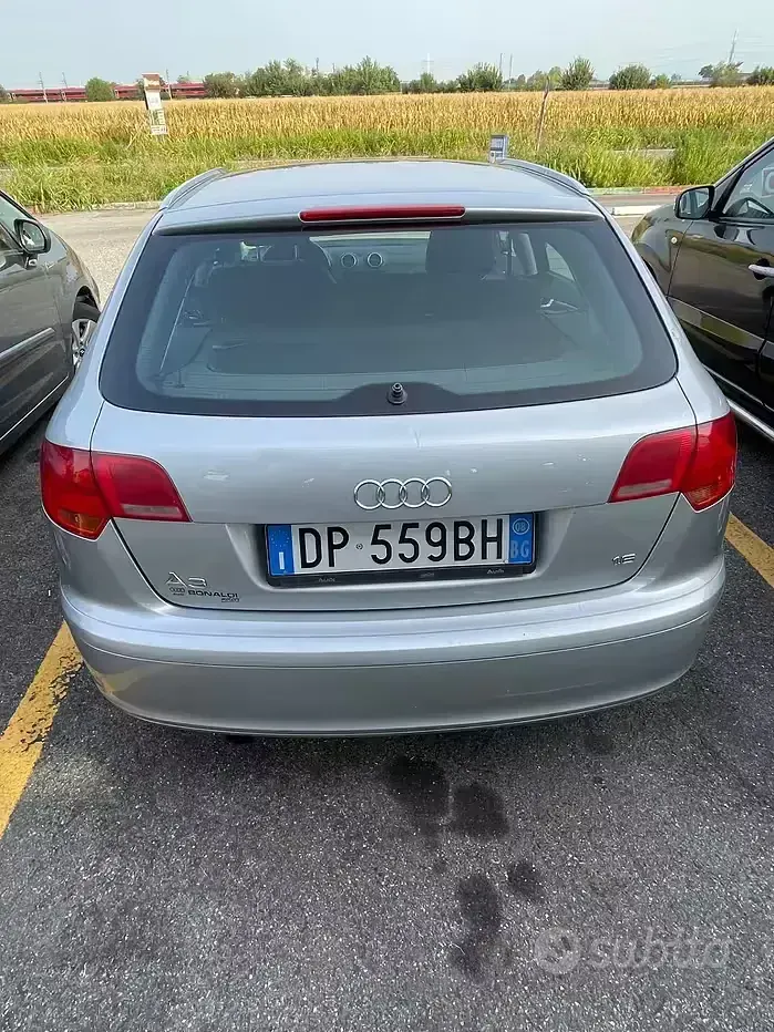 Usata Audi A3 Ambiente 102 CV (75 kW) 2008 Grigio Utilitaria