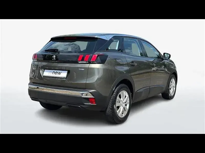 Usata Peugeot 3008 Active 130 CV (95 kW) 2017 Grigio scuro SUV