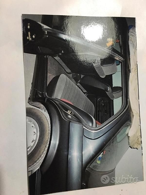 Usata BMW i3 1989 Blu Utilitaria