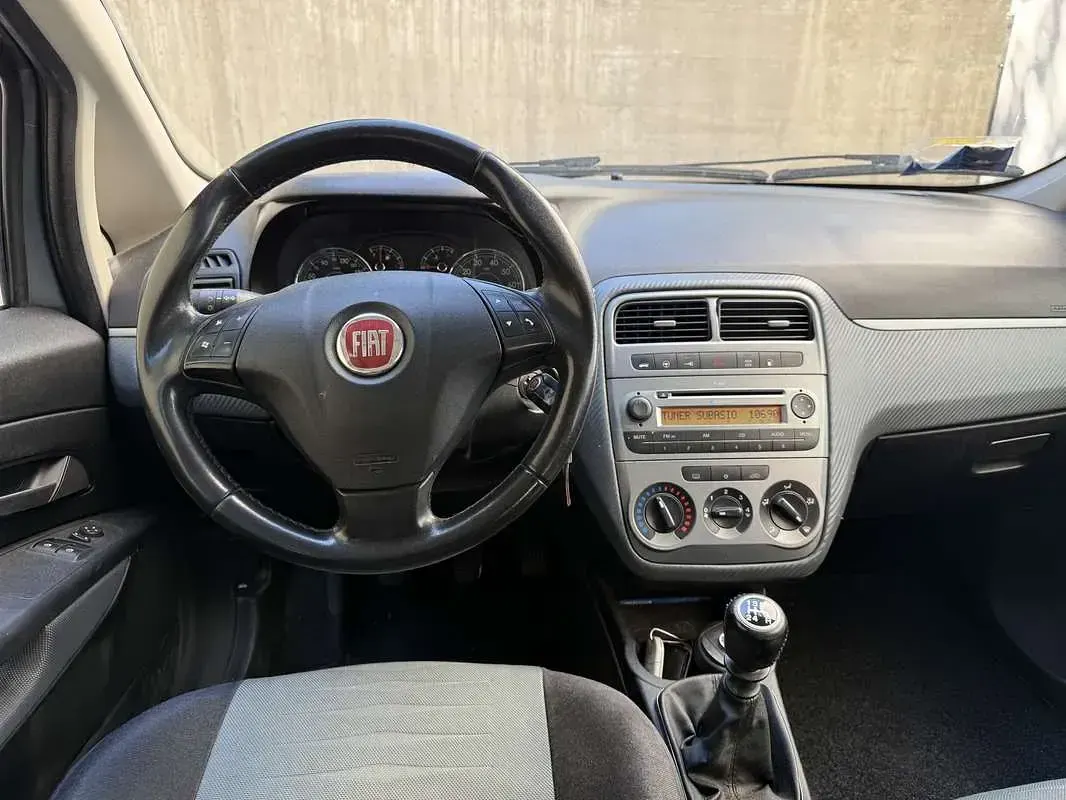 Usata Fiat Punto Classica 60 CV (44 kW) 2009 Utilitaria