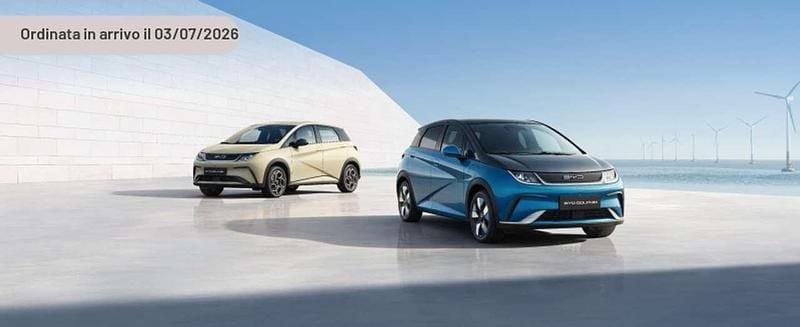 Nuova BYD Dolphin Design 64 kW (88 CV) 2025 Argento Utilitaria