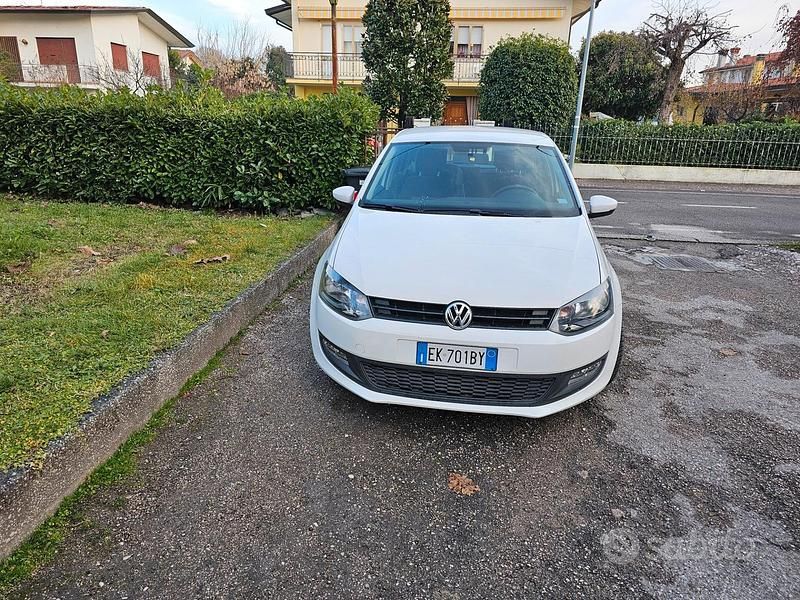 Usata VW Polo Trendline 59 CV (43 kW) 2011 Bianco Berlina