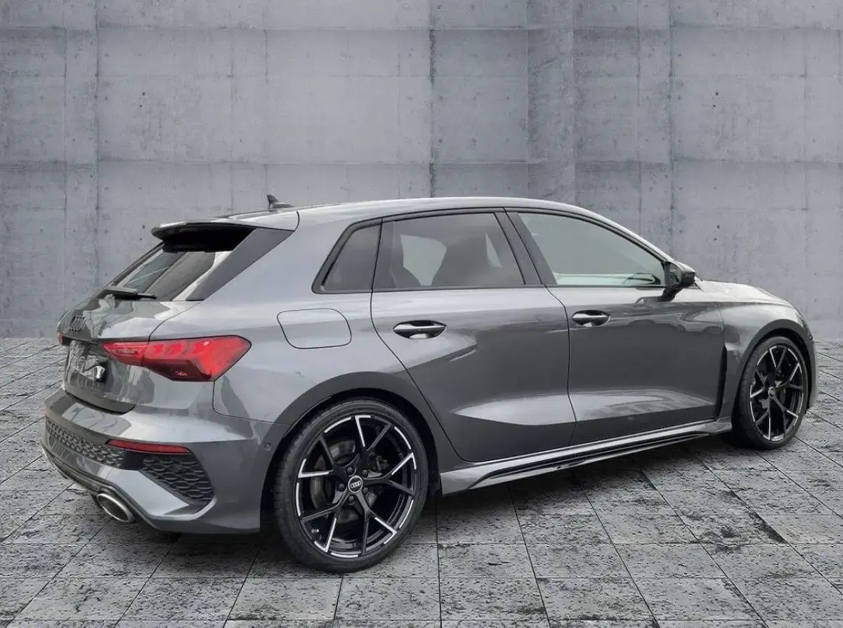 Usata Audi RS3 400 CV (294 kW) 2023 Grigio Berlina