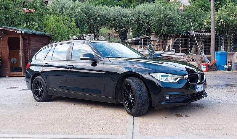Usata BMW 320 190 CV (139 kW) 2017 Nero Station wagon