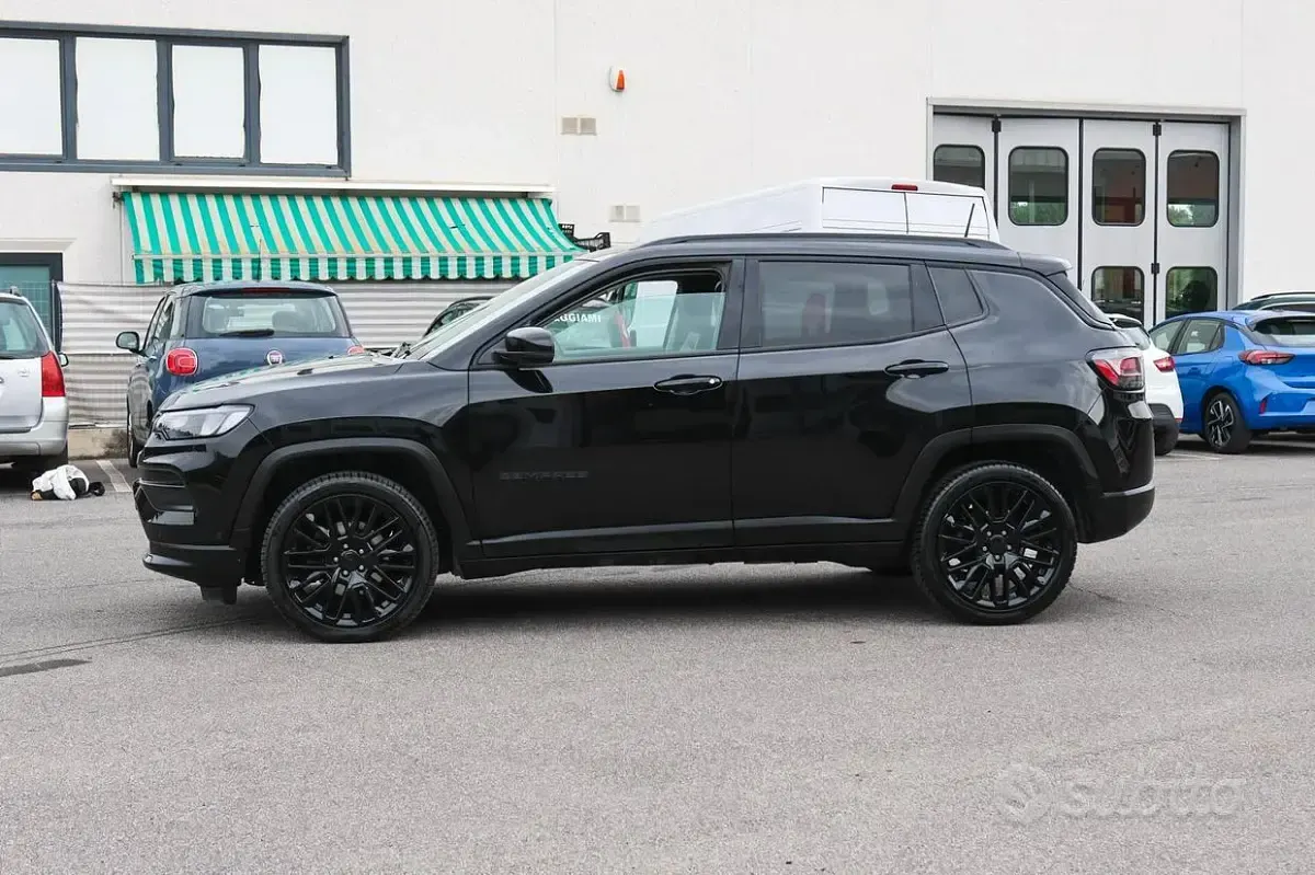 Usata Jeep Compass Night Eagle 131 CV (96 kW) 2022 Nero SUV