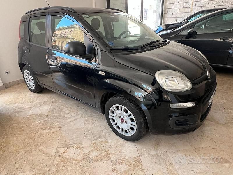 Usata Fiat Panda Lounge 69 CV (50 kW) 2013 Nero Berlina