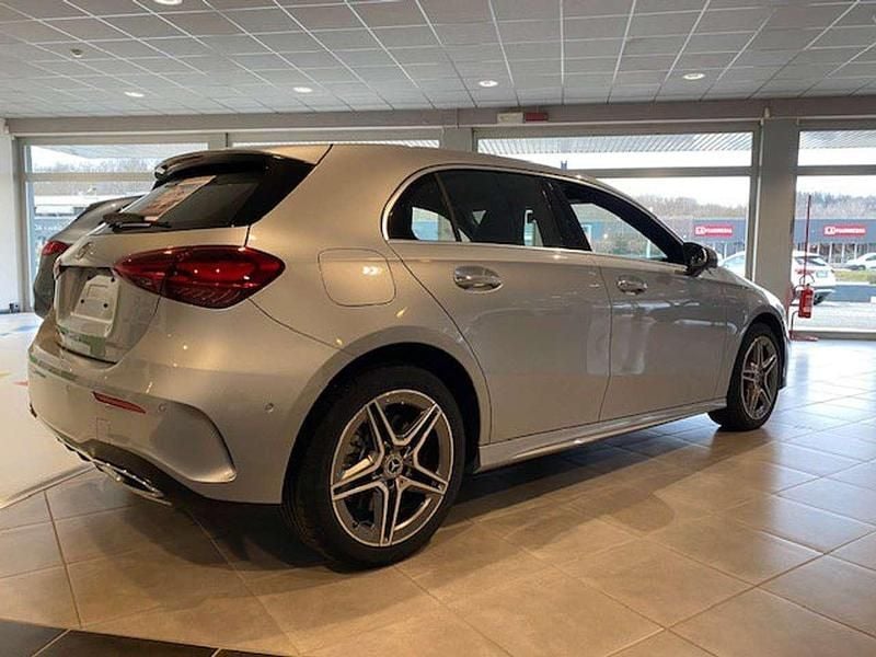 Nuova Mercedes A250 Advanced Plus 218 CV (160 kW) 2026 Argento Berlina