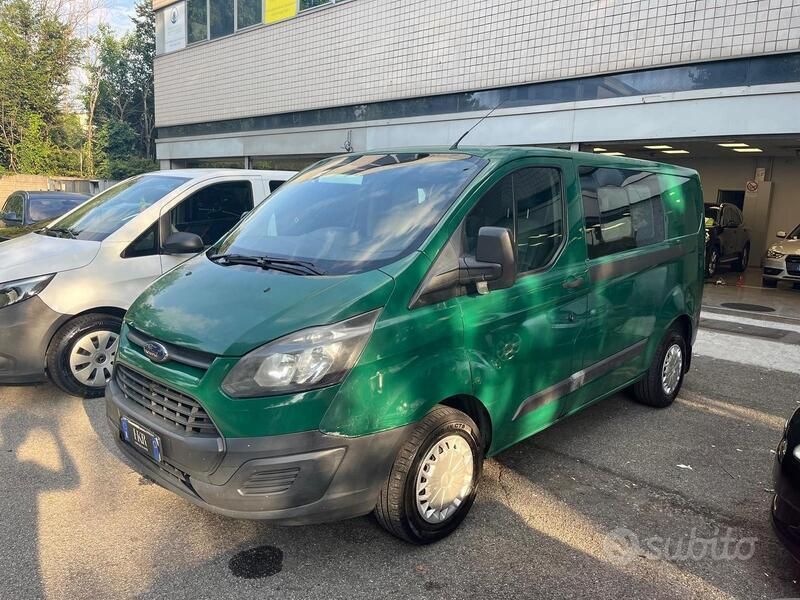 Occasion Ford Transit Custom 101 ch (74 kW) 2014 Vert Berline