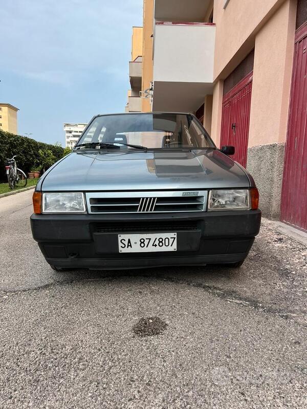 Usato 1992 Fiat Uno Benzin (3.000 €)