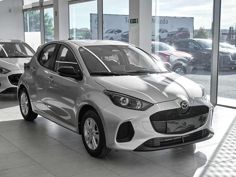 Nuova Mazda 2 Center-Line 116 CV (85 kW) 2025 Argento metallizzato Utilitaria