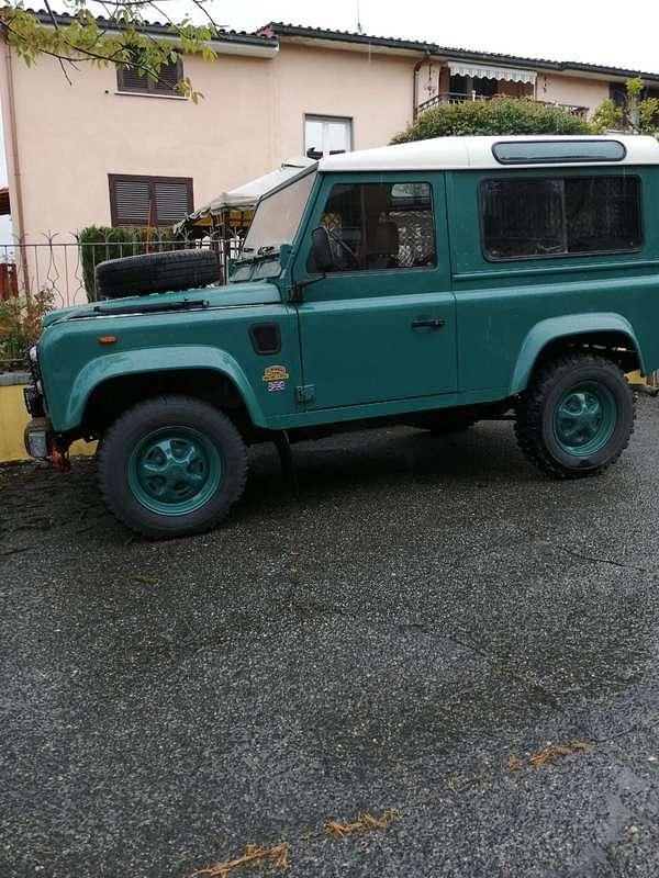 Usata Land Rover Defender 86 CV (63 kW) 1987 SUV