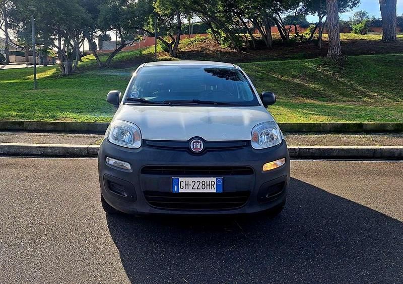 Usata Fiat Panda 69 CV (50 kW) 2021 Bianco Furgone