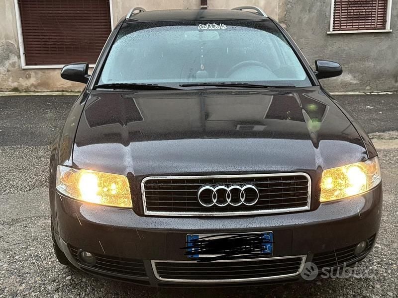 Usata Audi A4 150 CV (110 kW) 2004 Nero Station wagon
