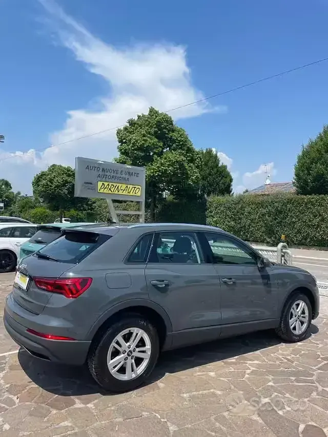 Usata Audi Q3 Business 150 CV (110 kW) 2022 Grigio SUV