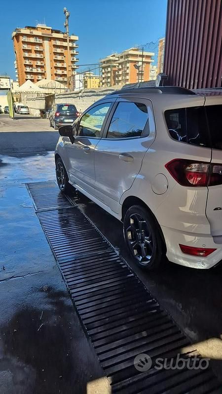 Usata Ford Ecosport 100 CV (73 kW) 2022 Bianco SUV