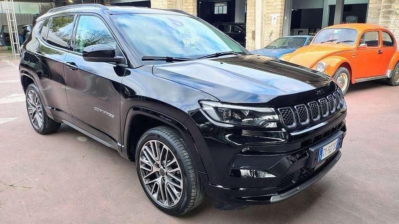 Usata Jeep Compass Summit 131 CV (96 kW) 2024 Nero SUV