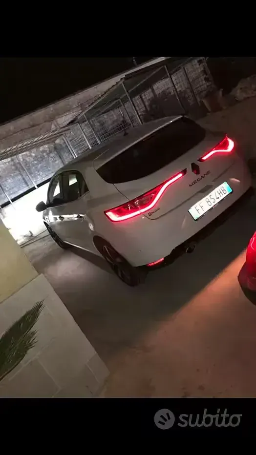 Usata Renault Mégane III 110 CV (80 kW) 2016 Berlina