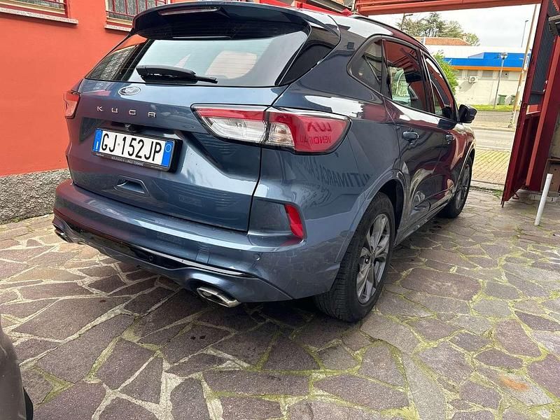 Usata Ford Kuga ST-Line 120 CV (88 kW) 2022 Blu/azzurro SUV