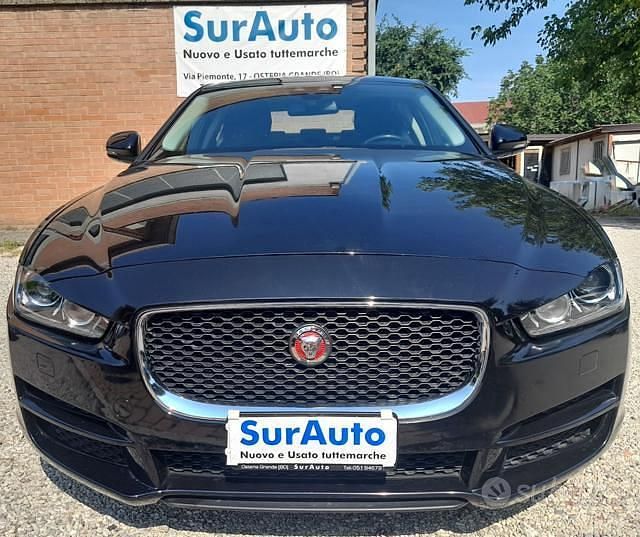 Usata Jaguar XE Pure 180 CV (132 kW) 2016 Nero Berlina