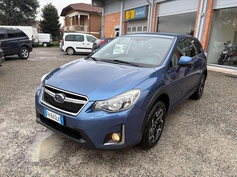 Blu Usata 2017 Subaru XV Style SUV | 5000 € (Buon prezzo) - Immagine 1/4