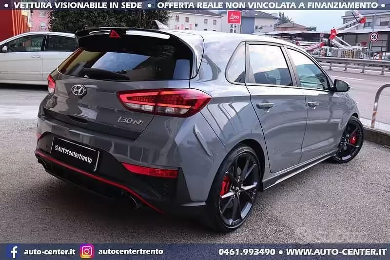Usata Hyundai i30 N Performance 280 CV (205 kW) 2022 Grigio Berlina