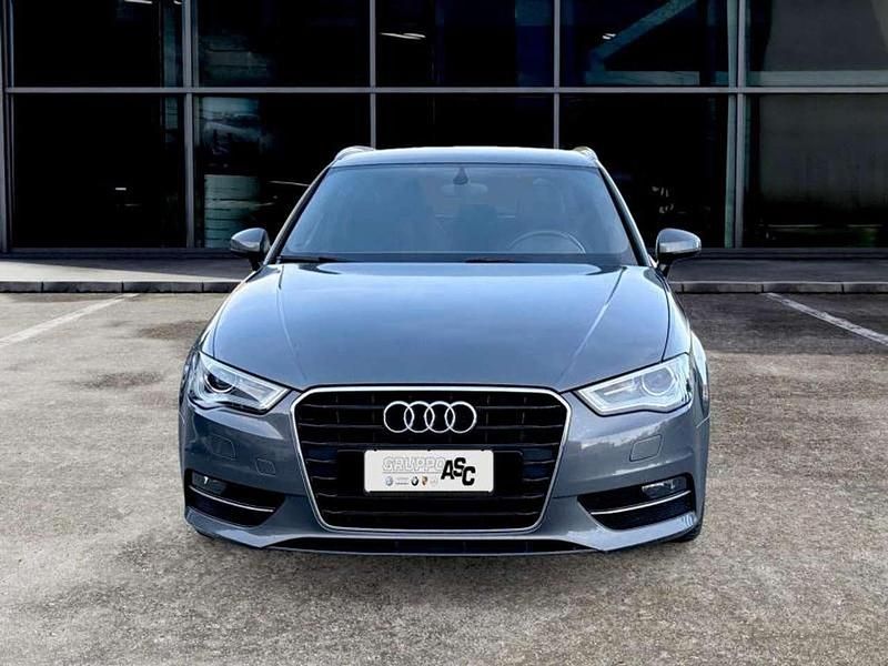 Usado Audi A3 S-Line 150 CV (110 kW) 2013 Gris Berlina