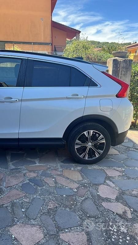 Usata Mitsubishi Eclipse Cross 163 CV (119 kW) 2020 Bianco SUV