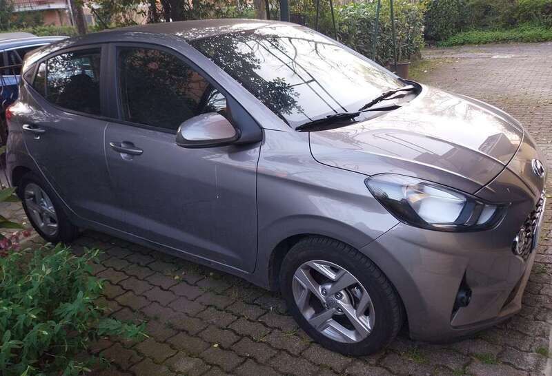 Usata 2021 Hyundai i10 Advanced Due volumi | 10.500 € (Ottimo prezzo) - Immagine 1/4
