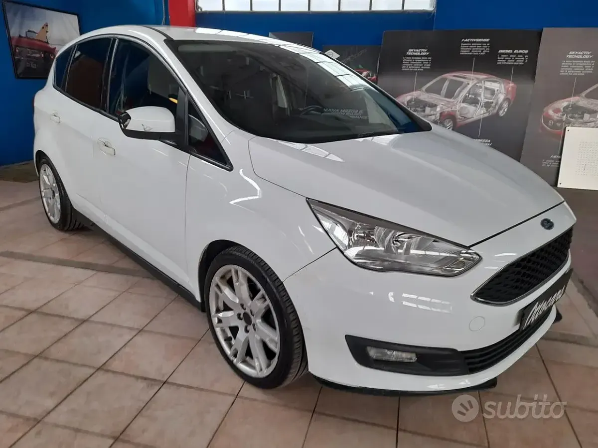 Begagnad Ford C-MAX Business Edition 120 HK (88 kW) 2019 Vit Minibuss