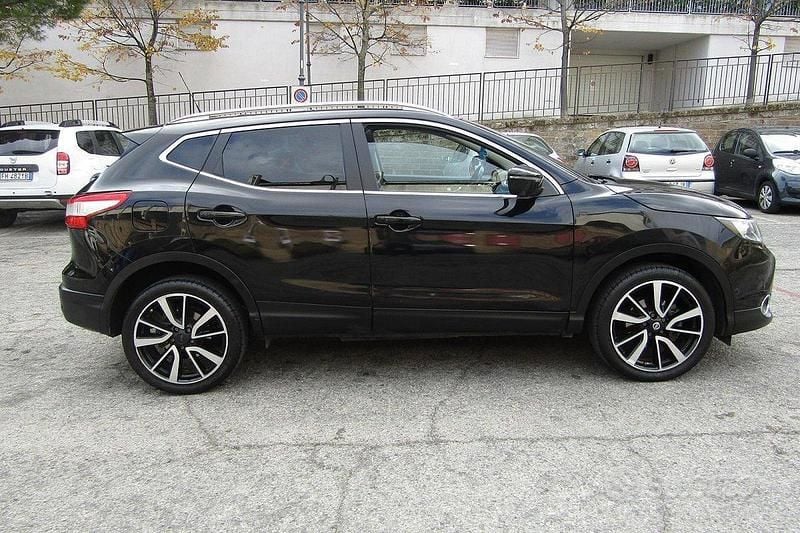 Usata Nissan Qashqai Tekna 110 CV (80 kW) 2014 Nero SUV