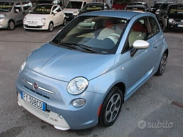 Usata Fiat 500e 82 kW (112 CV) 2015 Blu Utilitaria